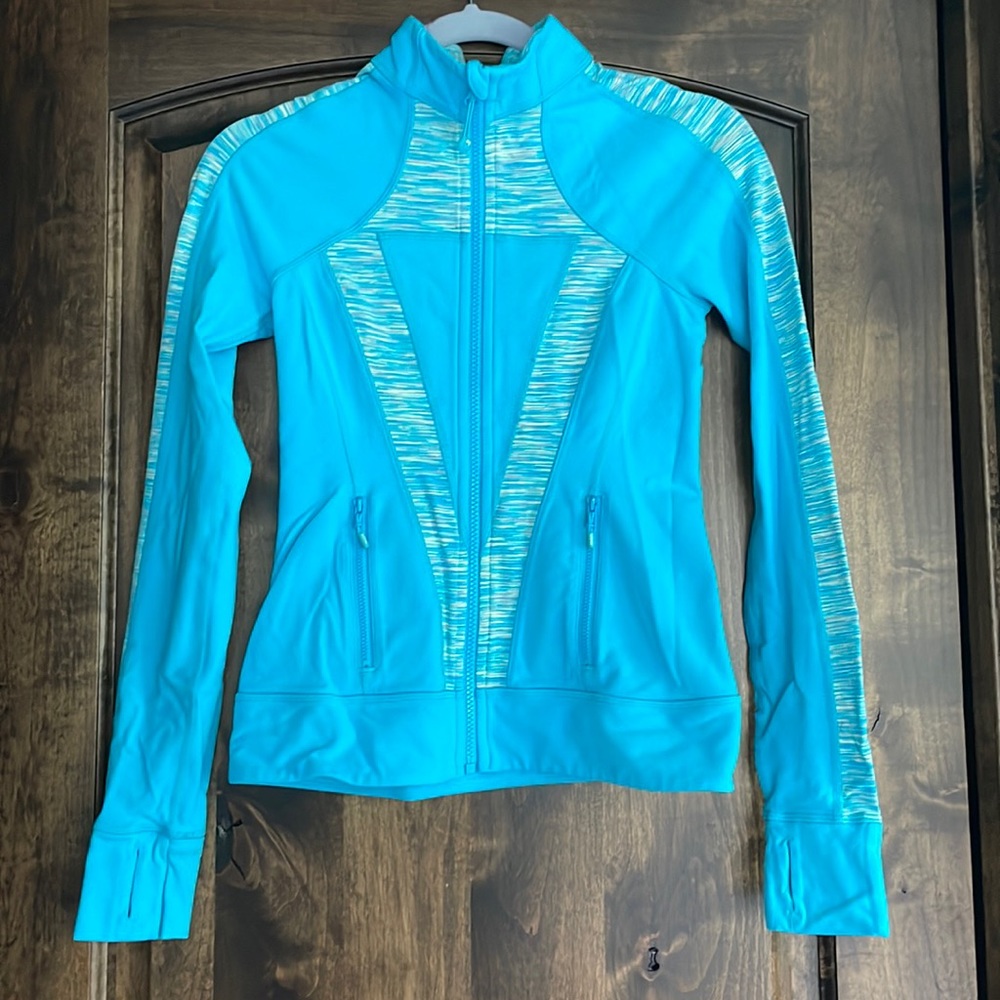Girls ivivva lululemon jacket. Size 14 good condition